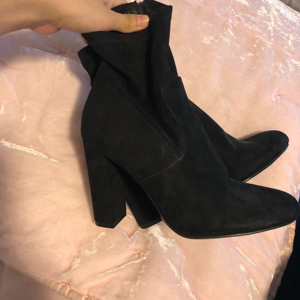 Steve Madden Suede booties